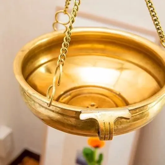 福山市で極上のヘッドスパのシロダーラを受けたいならIndia...